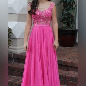Sherri Hill formal gown